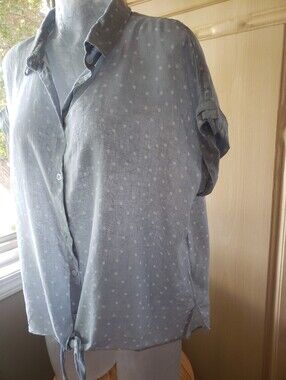 JACHS Girlfriend Light Gray Polka Dot Linen-Blend Blouse